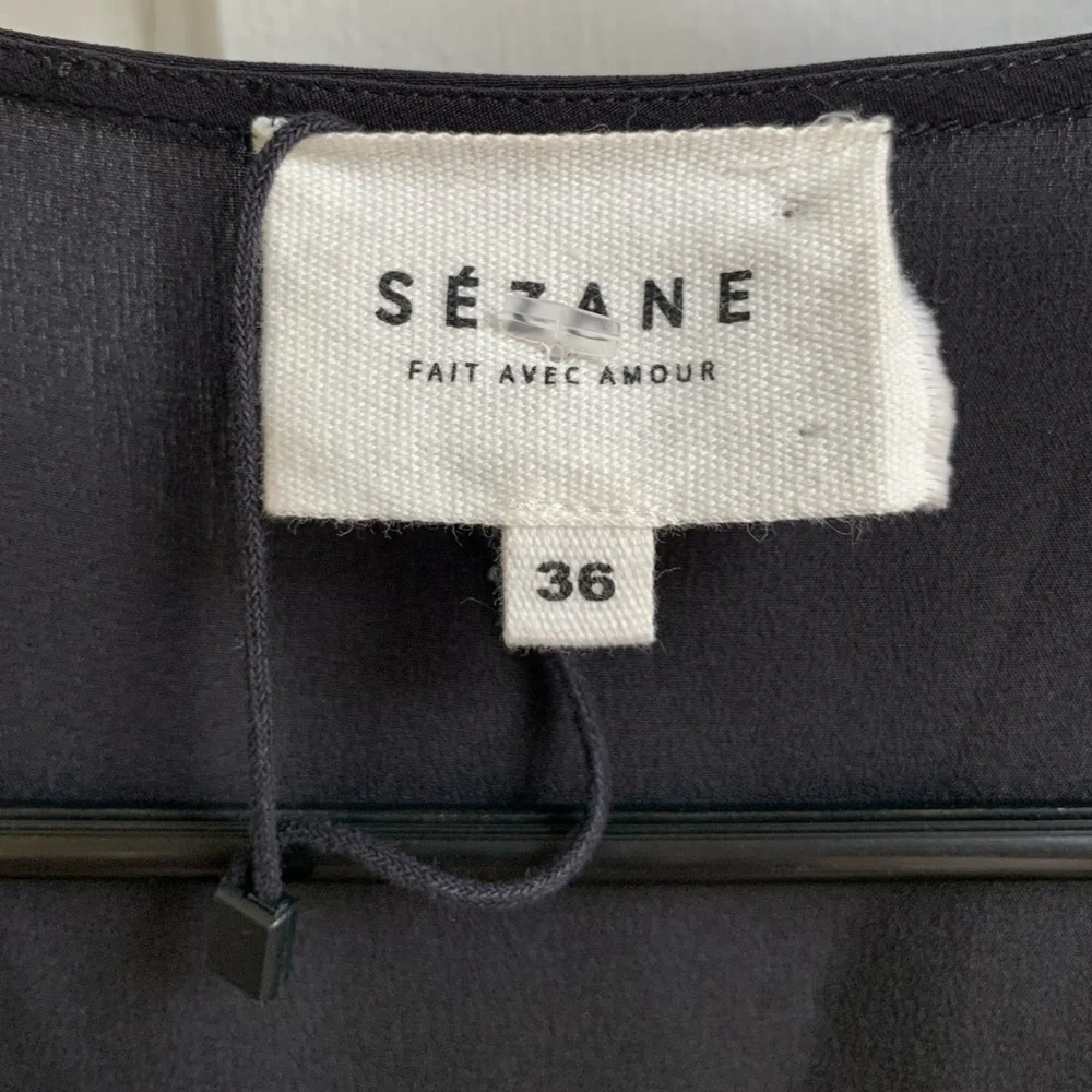 NWOT Sezane Black Silk Candice Playsuit Romper Size 4/EU 36 - Picture 4 of 6